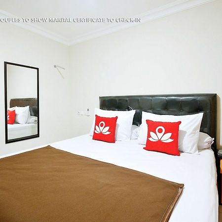 Zen Rooms Kuningan Syariah Джакарта Екстериор снимка