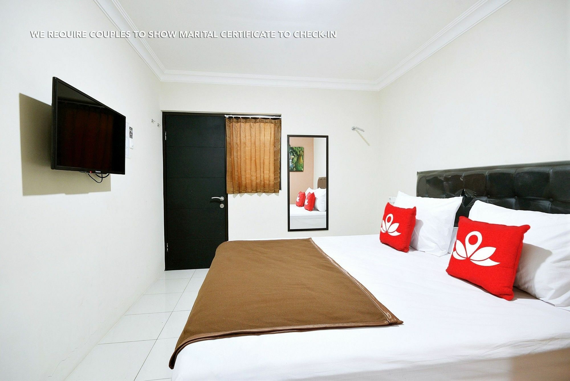 Zen Rooms Kuningan Syariah Джакарта Екстериор снимка