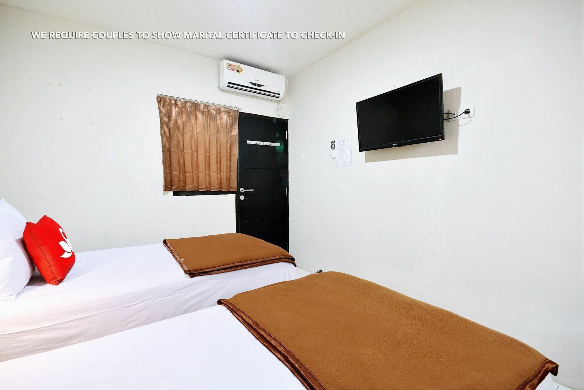 Zen Rooms Kuningan Syariah Джакарта Екстериор снимка