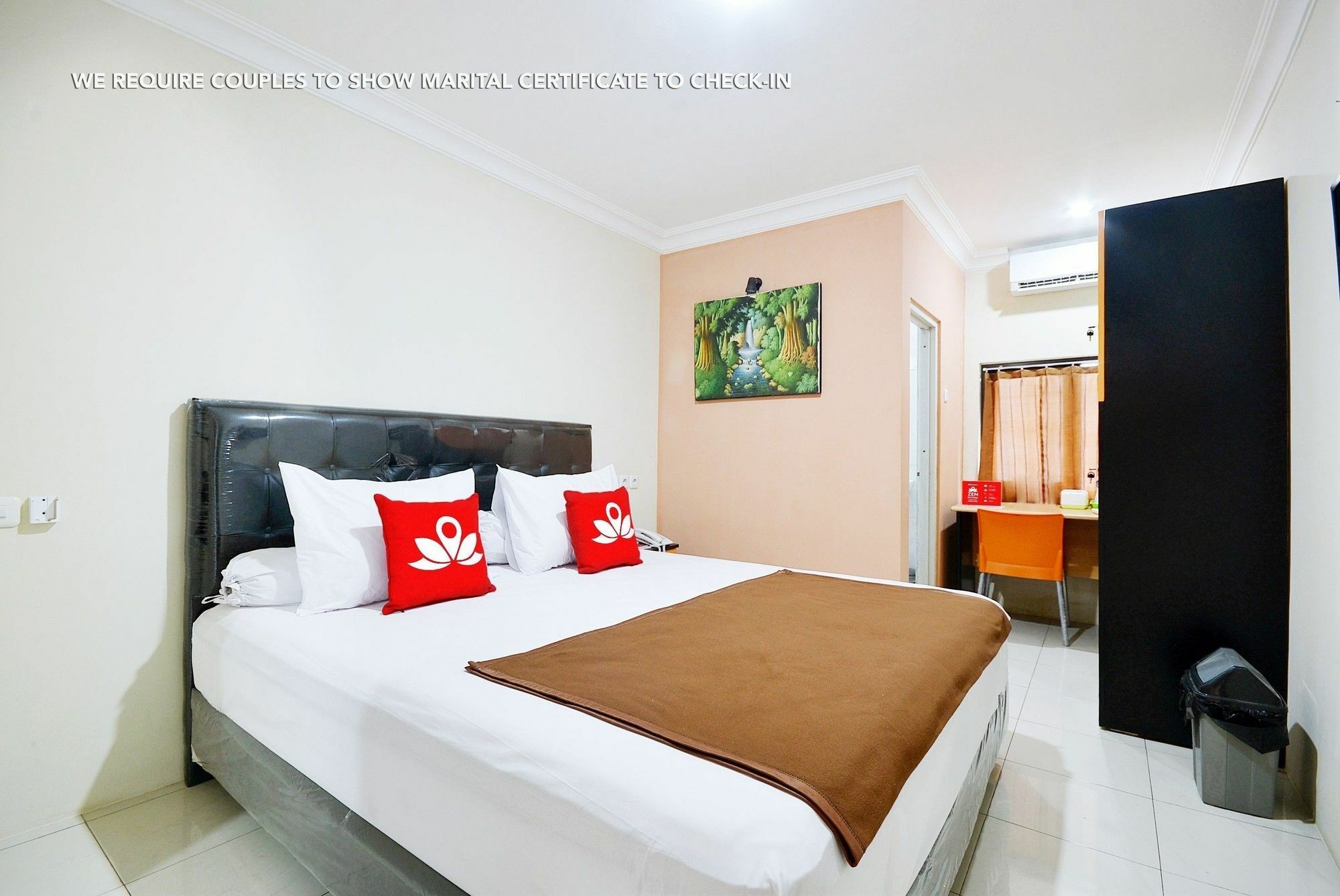 Zen Rooms Kuningan Syariah Джакарта Екстериор снимка
